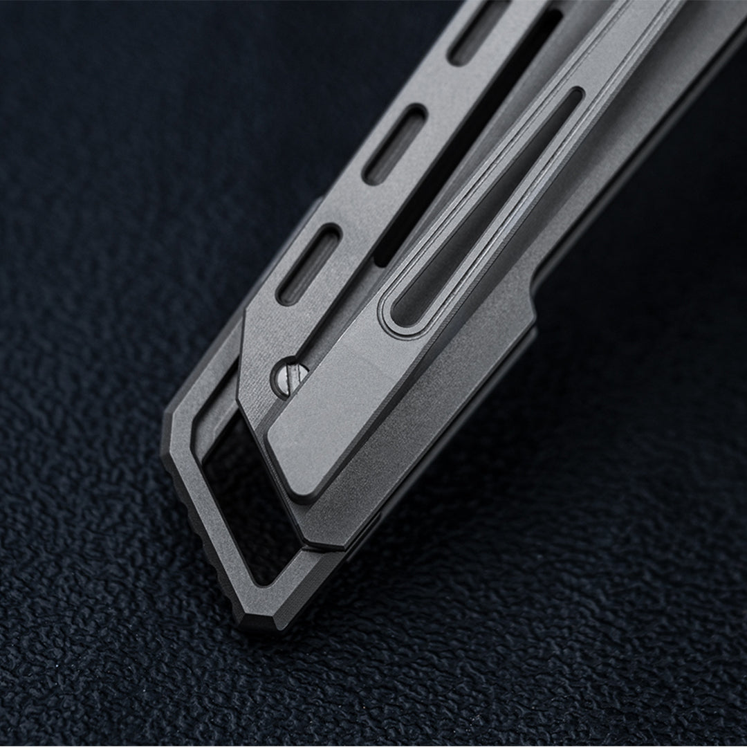 Navaja plegable Titaner Ti: redefiniendo la seguridad y el control