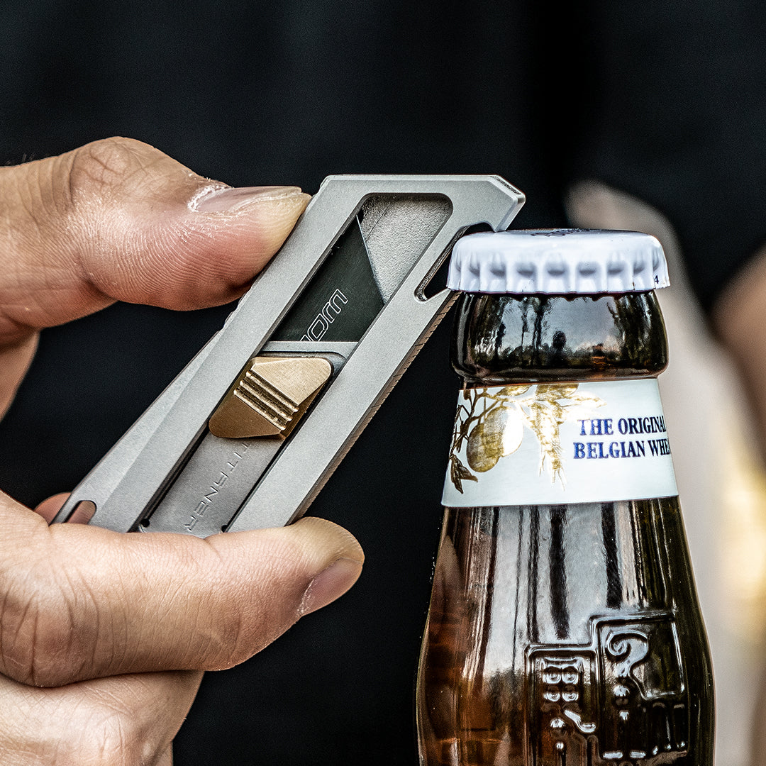 Cuchillo Utilitario EDC Mini Retráctil de Titanio