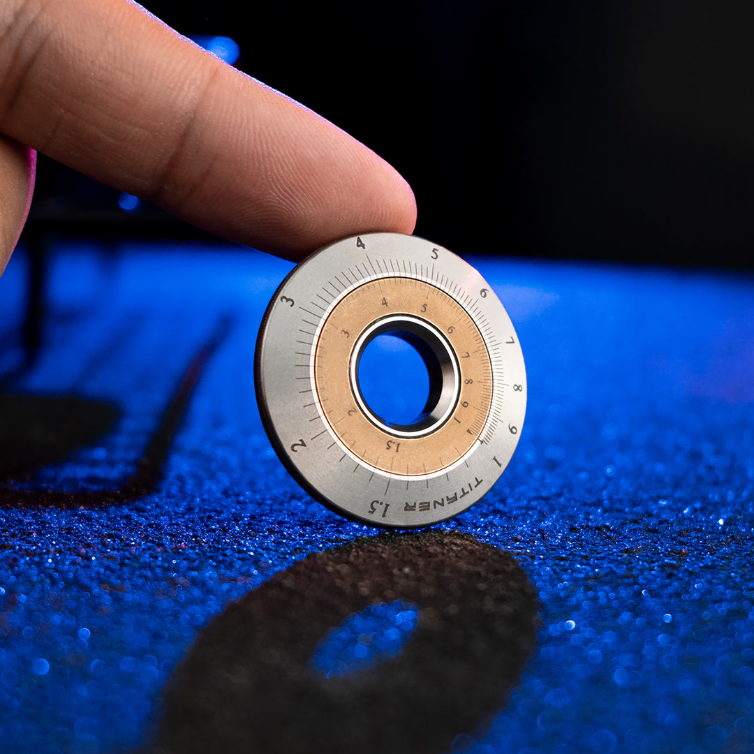 Mini-Rechenschieber für Kurvenmaß aus Titan