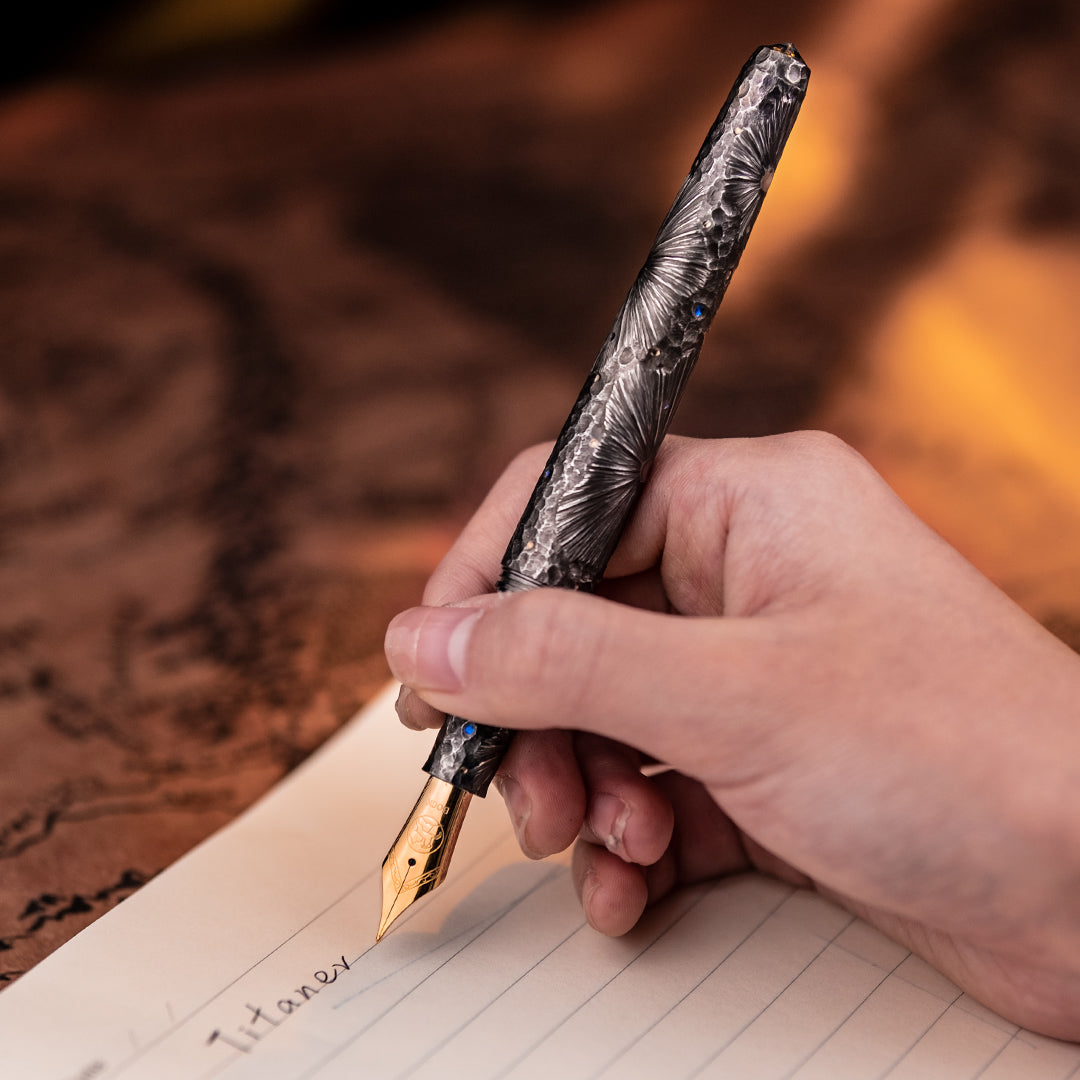 Obsidian Meteor Titanium Brunnenstift