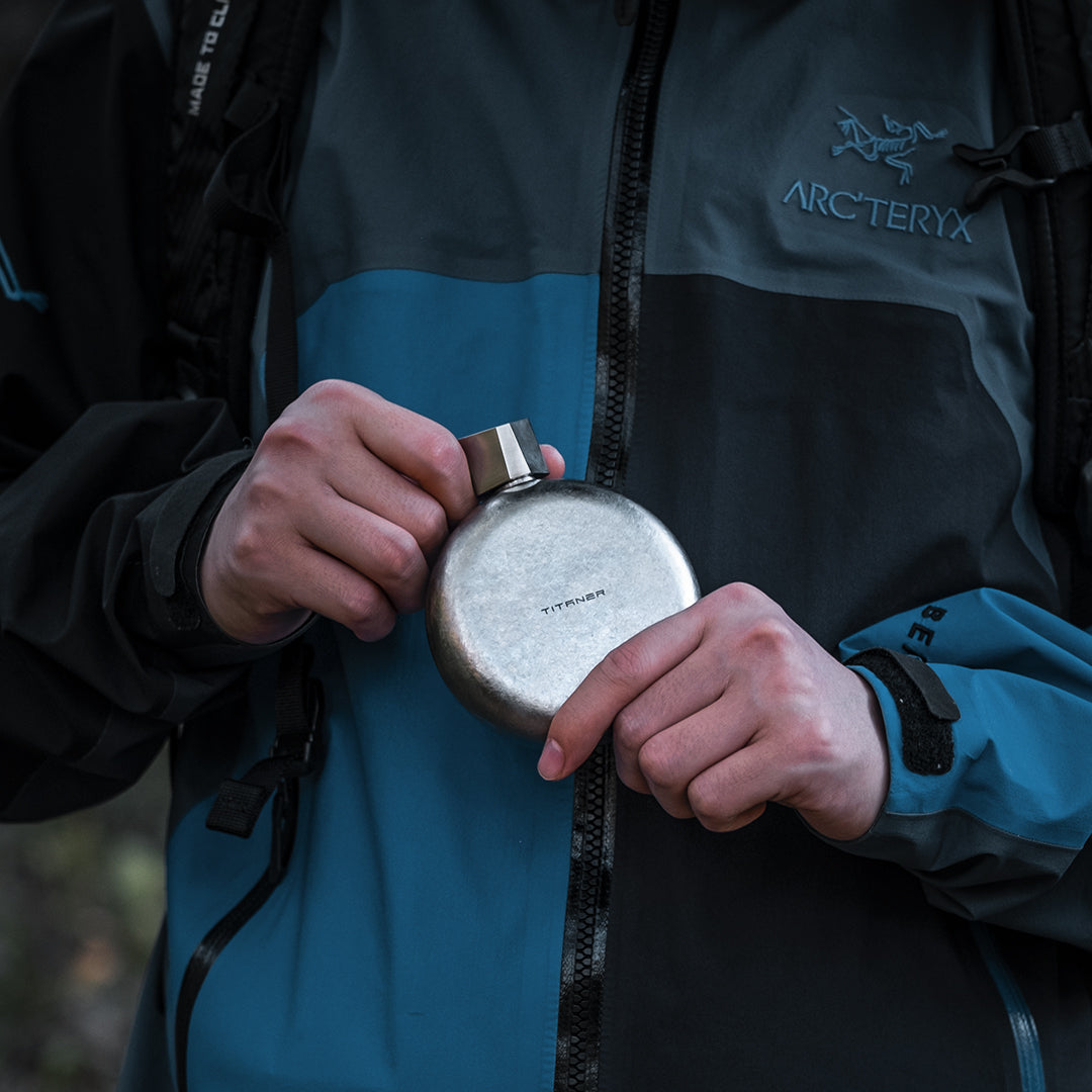 Portable Titanium Hip Flask Bottle