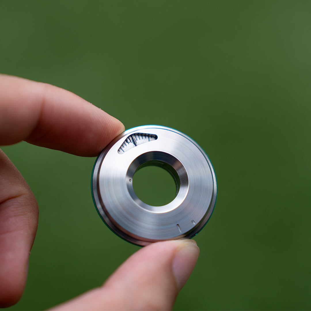 Tiroler 2.0: Titanium Curve Measure Ring