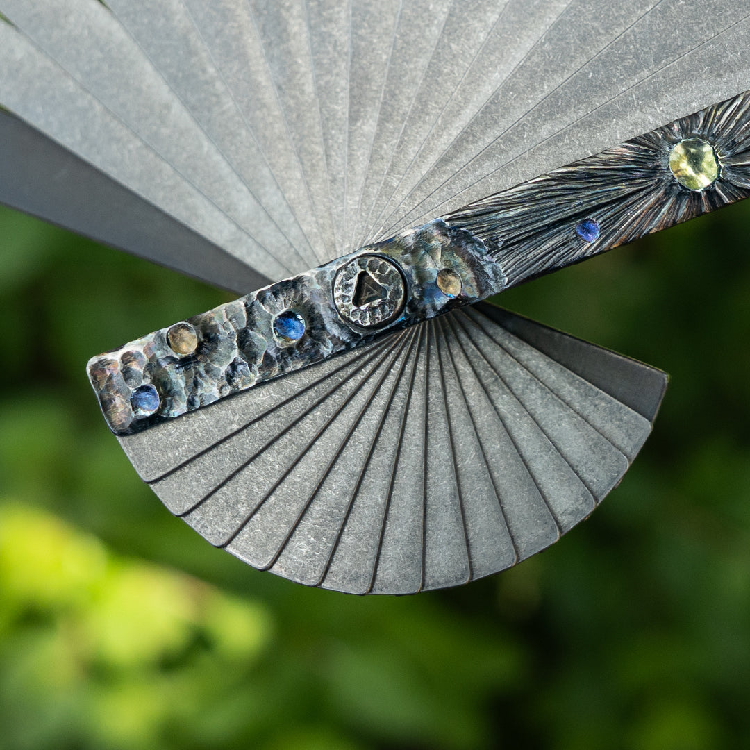 BuRan: Obsidian Meteor Titanium Folding Fan