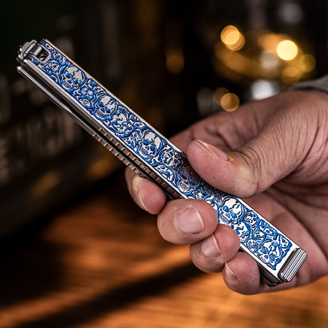 Skull: Engraved Titanium Folding Saw【Limited 20 Pcs】