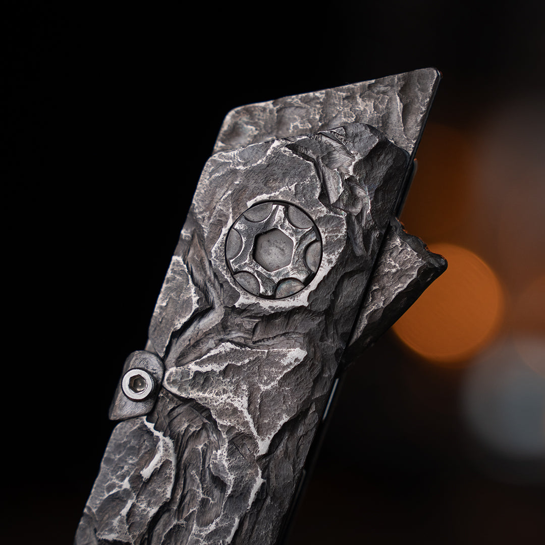 Stone-Sculpted Raven Titanium Utility Folding knife(Limited 30 pcs)