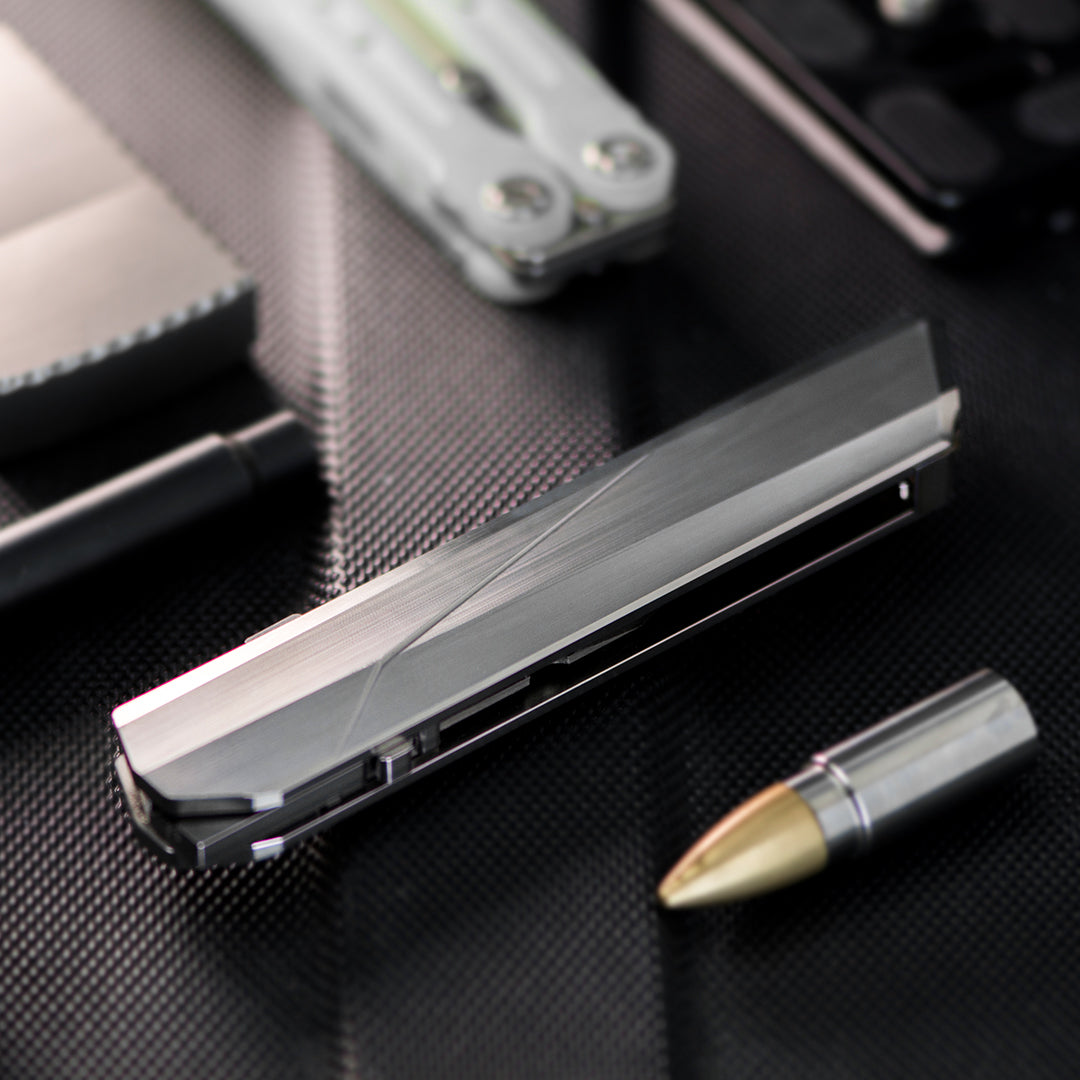 The Raven 2.0 Titanium Utility Folding Knife