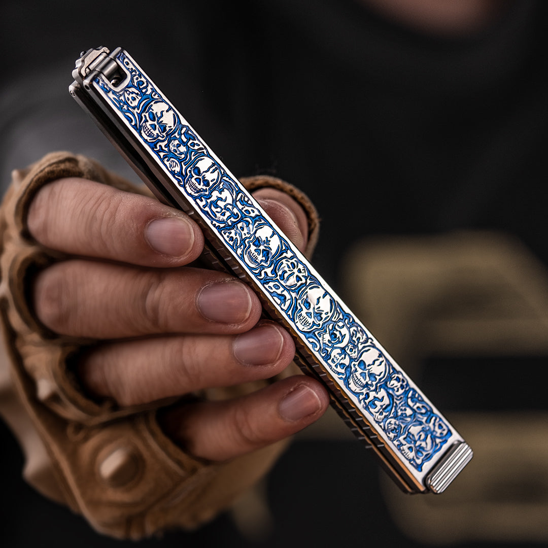 Skull: Engraved Titanium Folding Saw【Limited 20 Pcs】
