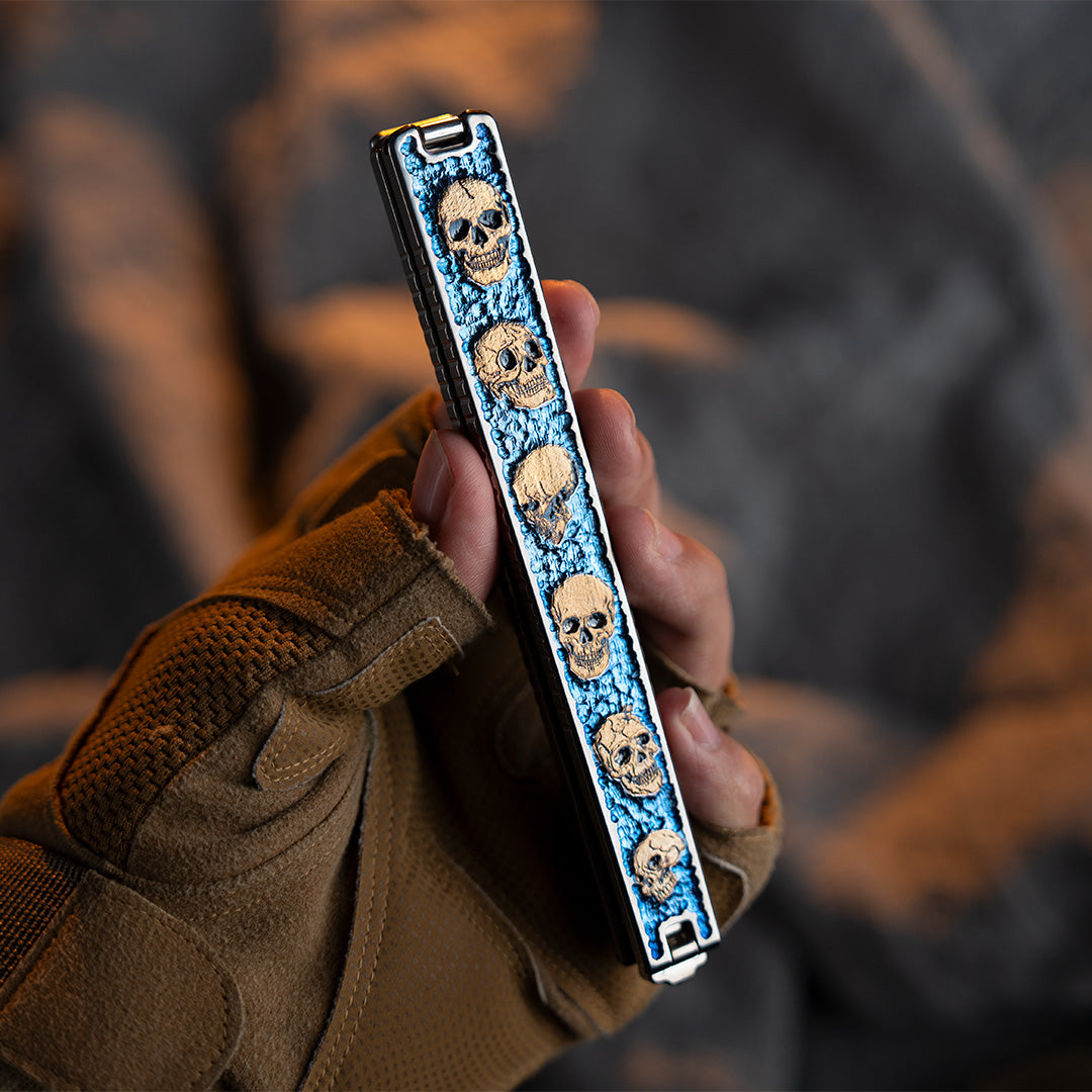 Tissaw: Titanium Folding Hand Saw