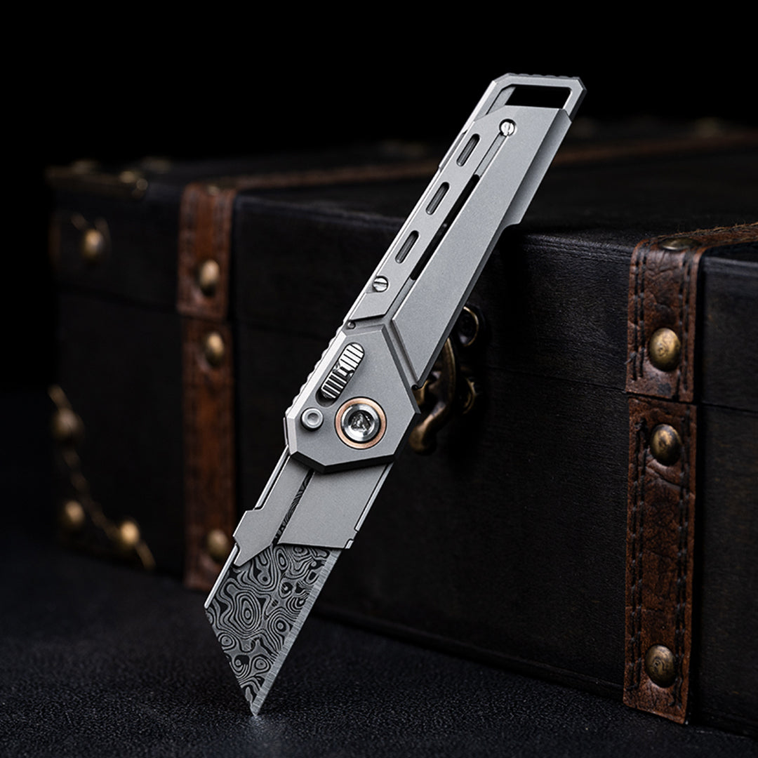 【PRE-ORDER】Titanium Ti Folding Knife