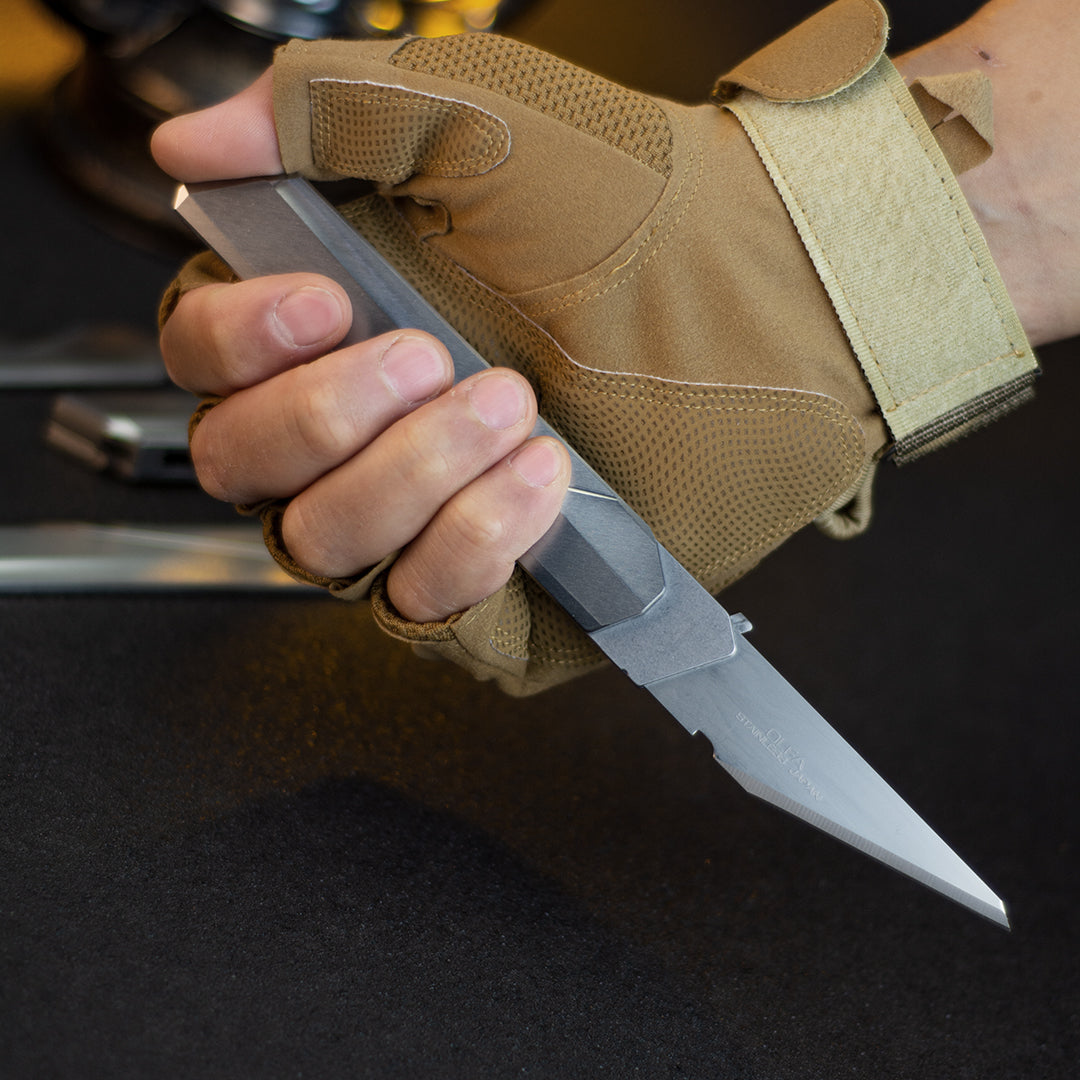The Raven 2.0 Titanium Utility Folding Knife