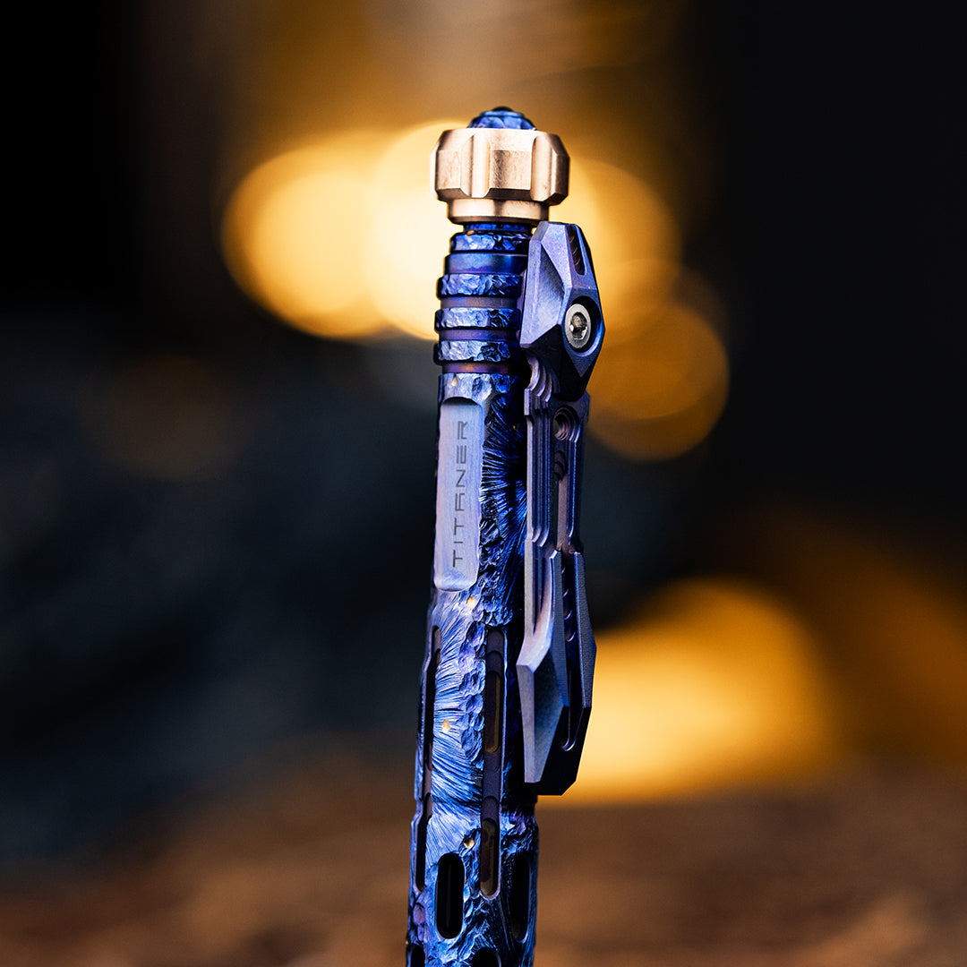 Bolígrafo táctico de cerrojo de titanio Blue Meteor