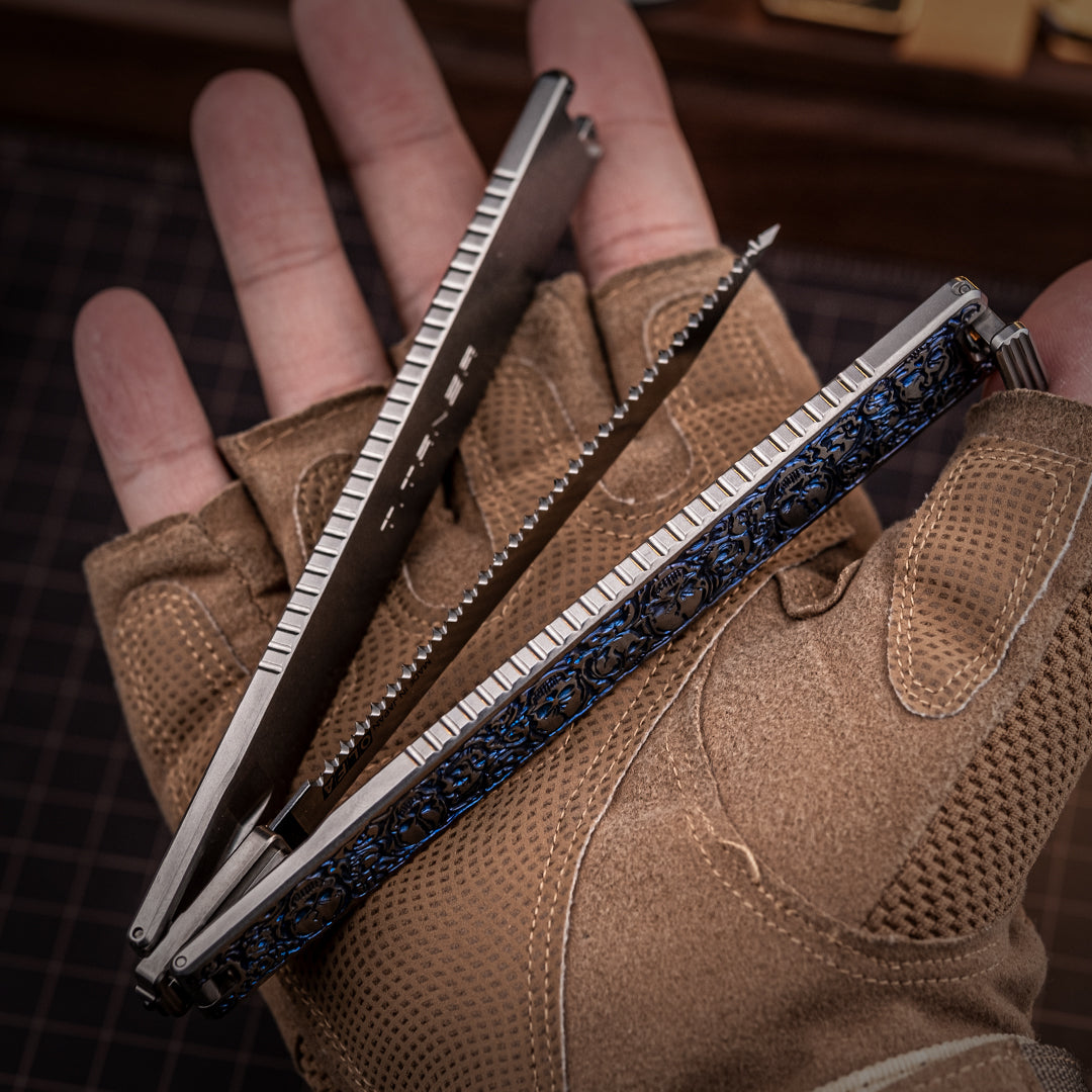 Skull: Engraved Titanium Folding Saw【Limited 20 Pcs】