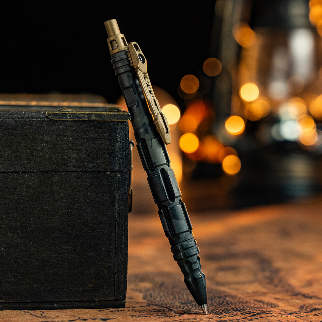Titanium Tactical Mecha Pen【Shipped in Dec 12th】