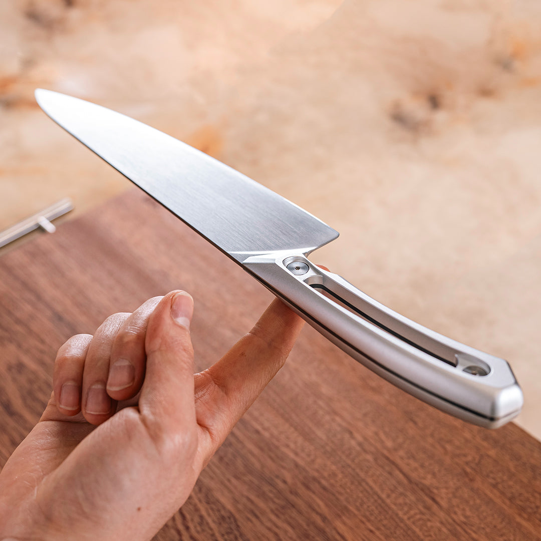 MAKO: World's First M390 CNC Kitchen Knife