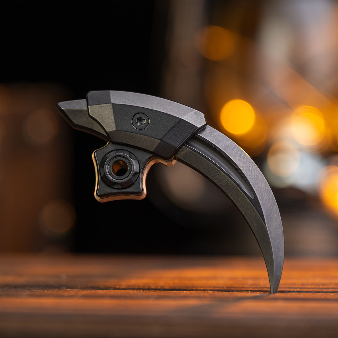 TiRaptor: Titanium Digging Tool Tactical Raptor Claw Rope Dart