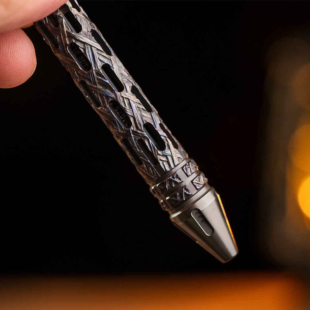 Knight: Titanium Tactical Bolt-Action Pen【Limited 10 Pcs】