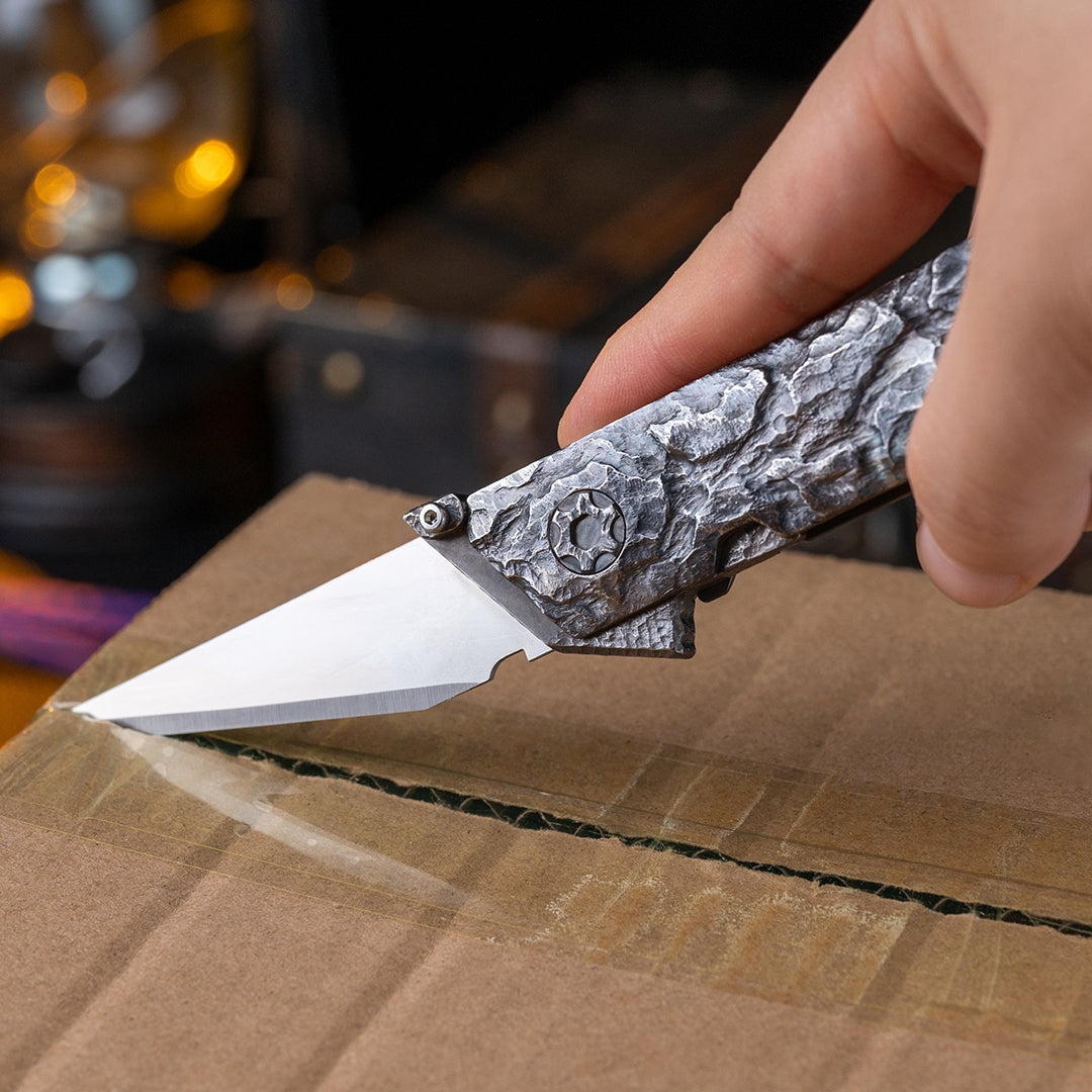 Stone-Sculpted Raven Titanium Utility Folding knife(Limited 30 pcs)