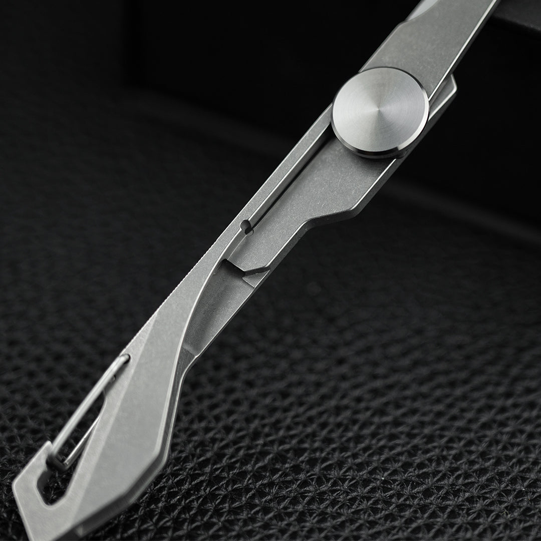 TiSwif: Multi-Tool Keychain EDC Knife