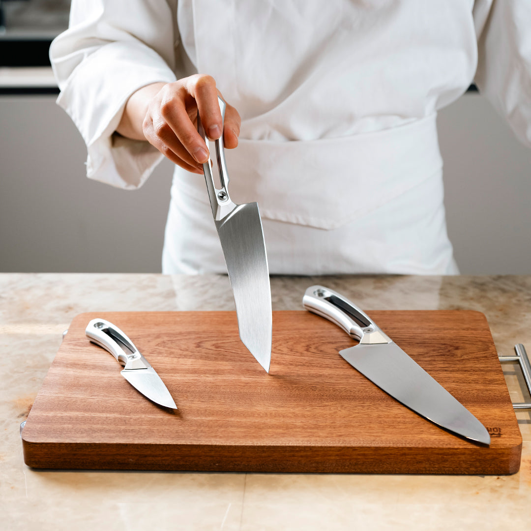 MAKO: World's First M390 CNC Kitchen Knife