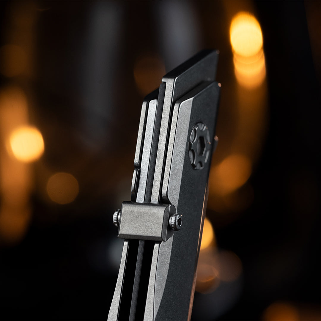 Das Raven Titanium Utility Klappmesser