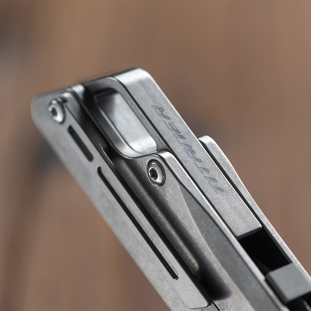 Das Raven Titanium Utility Klappmesser