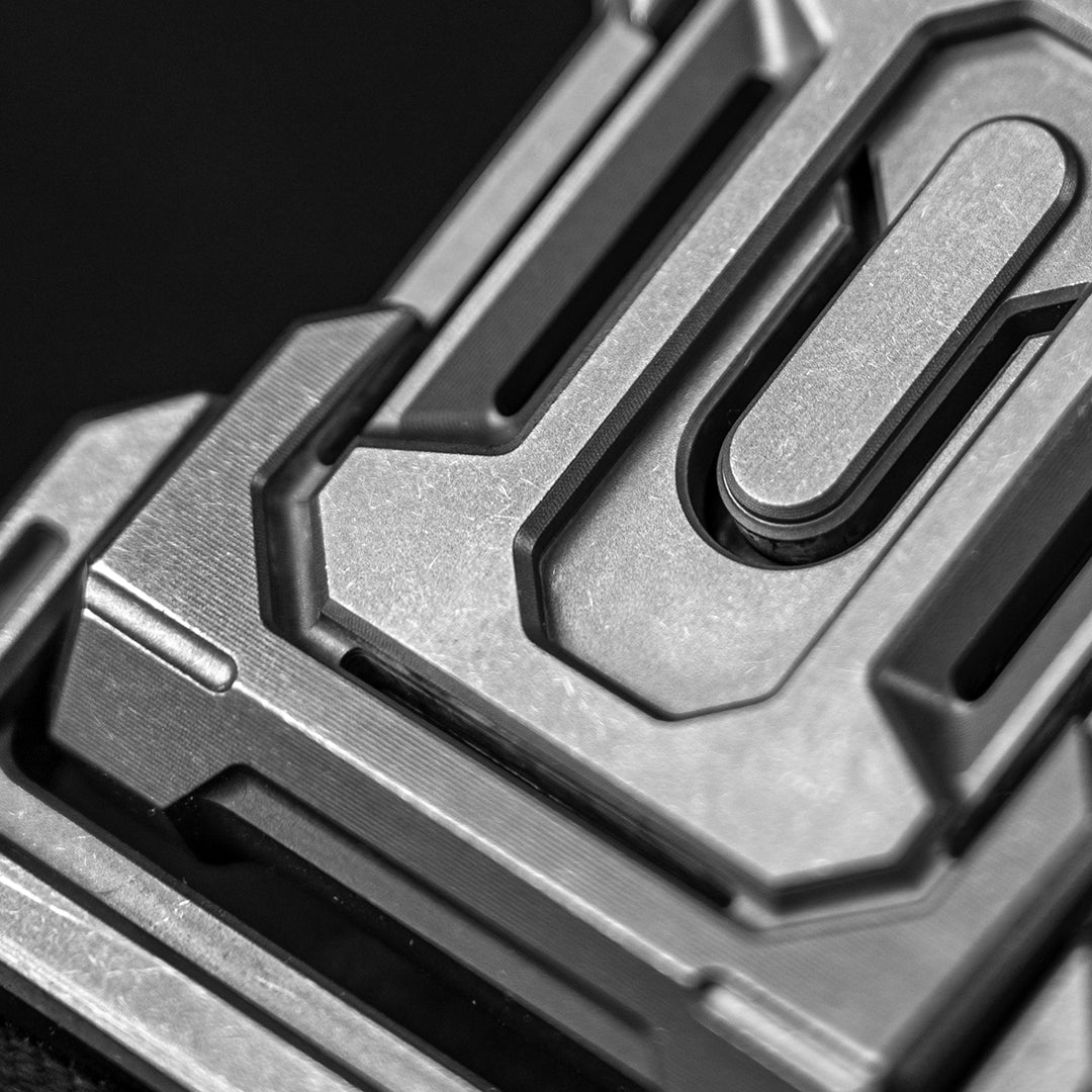 Titanium Magnetic Belt Buckle