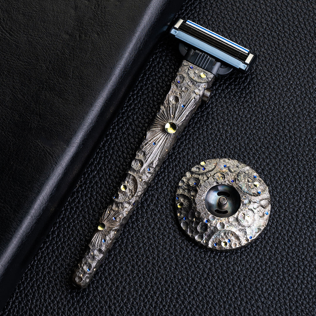 Titanium 3-layer Razor