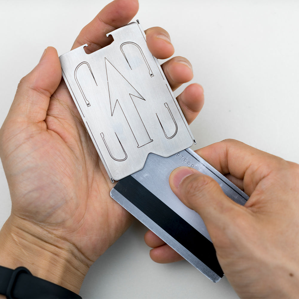 Titanium Cardholder with Multi-Survival Backups