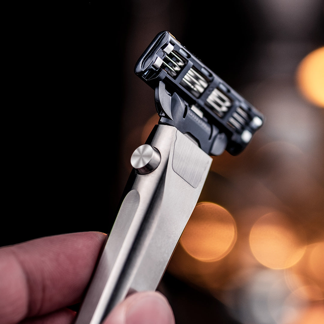 Titanium 3-layer Razor