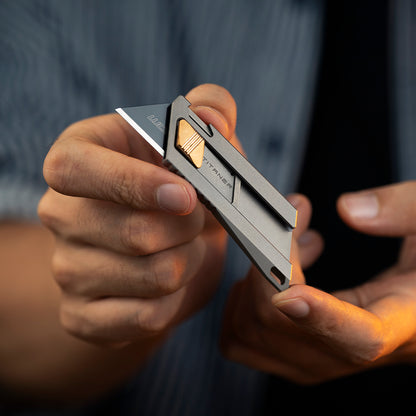 Einziehbares Mini-EDC-Allzweckmesser aus Titan