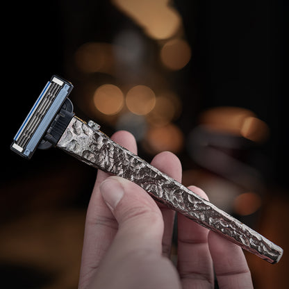 Titanium 3-layer Razor