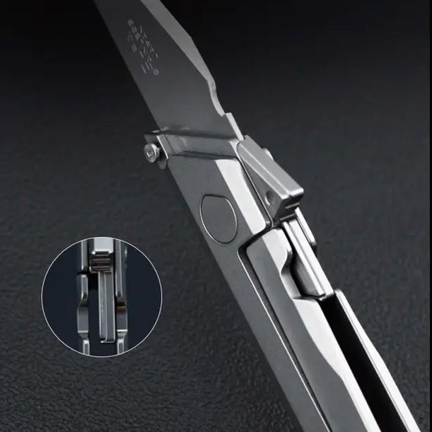 Das Raven Titanium Utility Klappmesser 