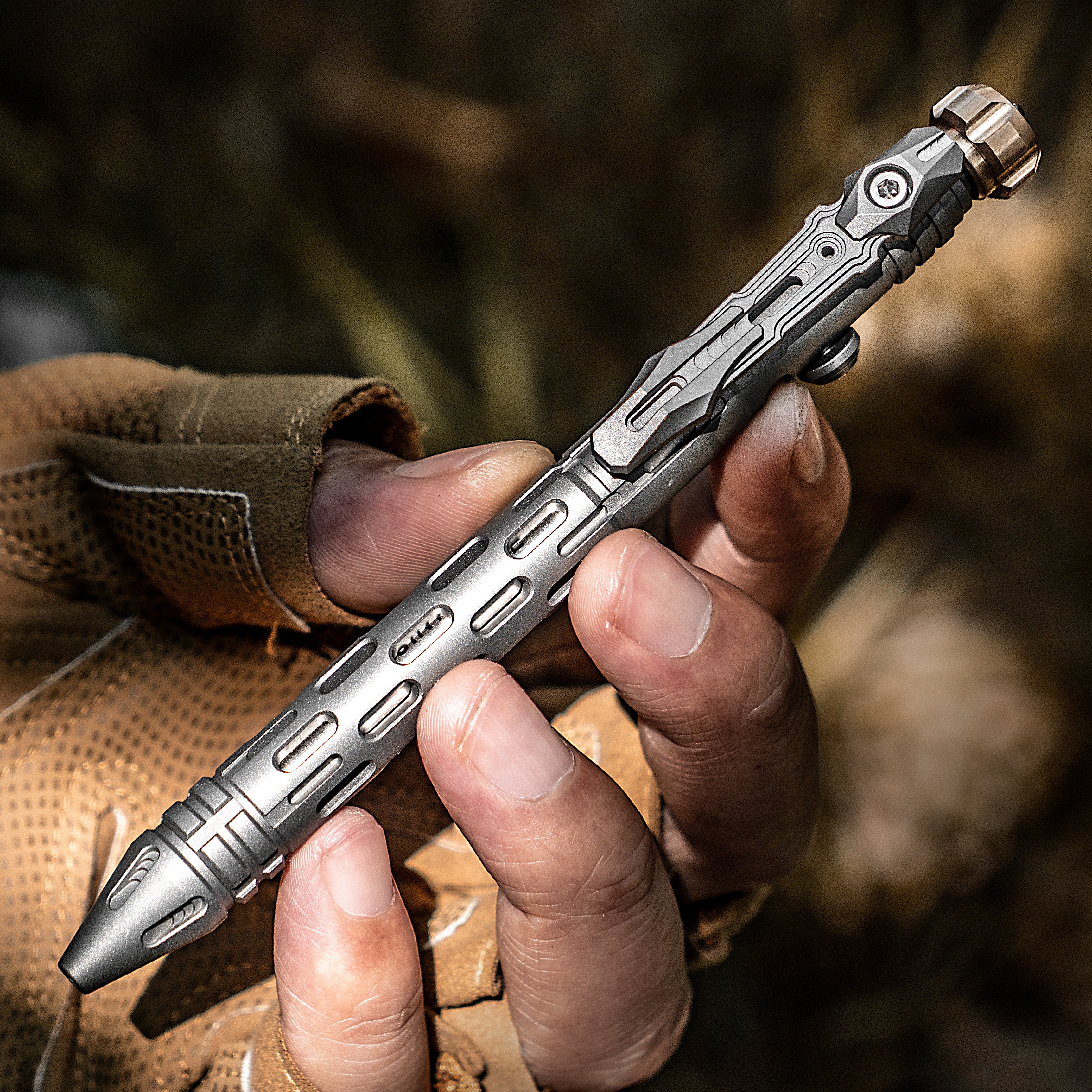 Titanium Tacticl Bolt-Action Pen