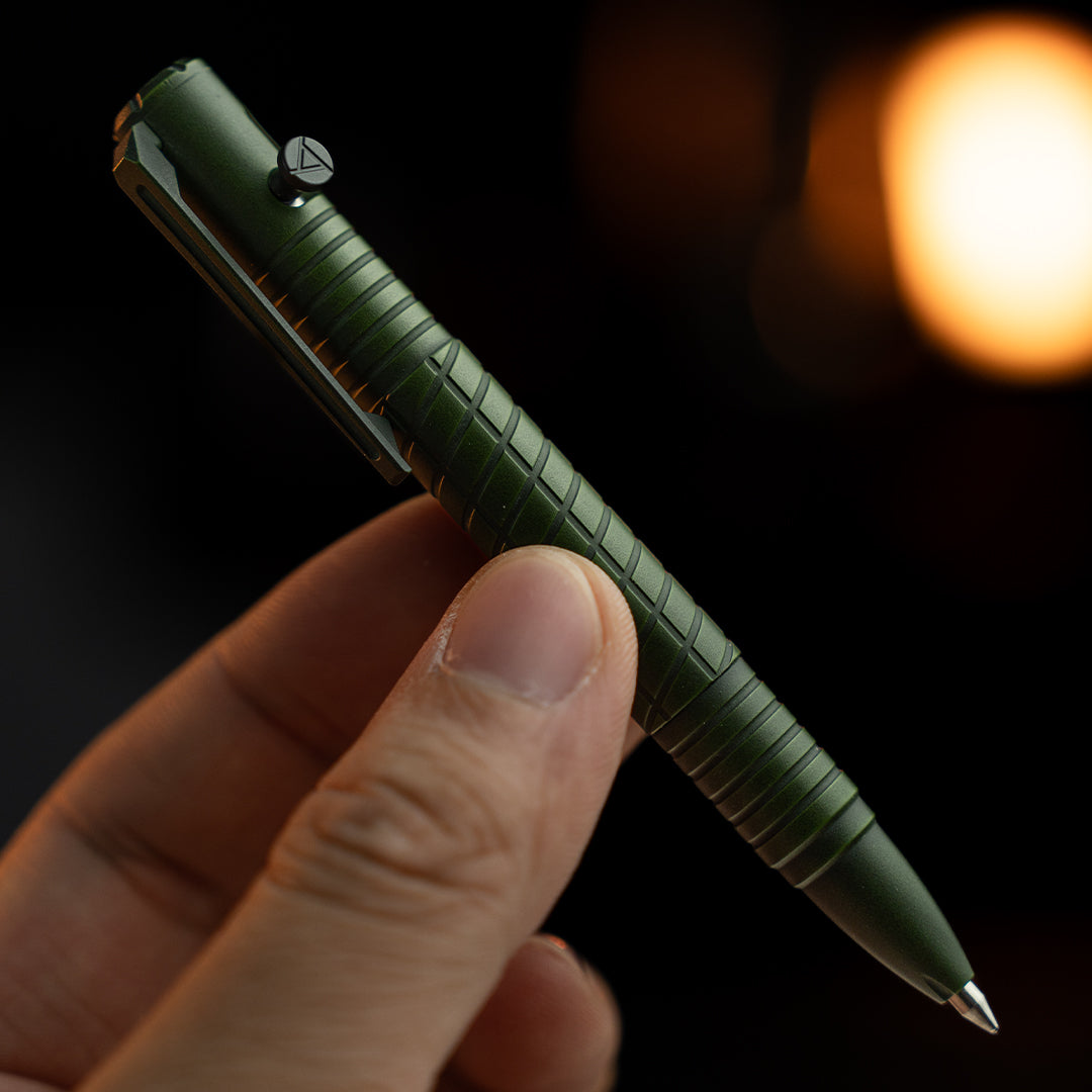 Bolígrafo de bolsillo de titanio con mecanismo de cerrojo