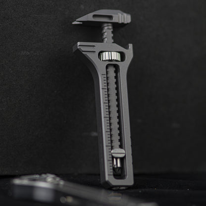 TiSpanner Refinado: una Multiherramienta Compacta de Titanio siempre al alcance
