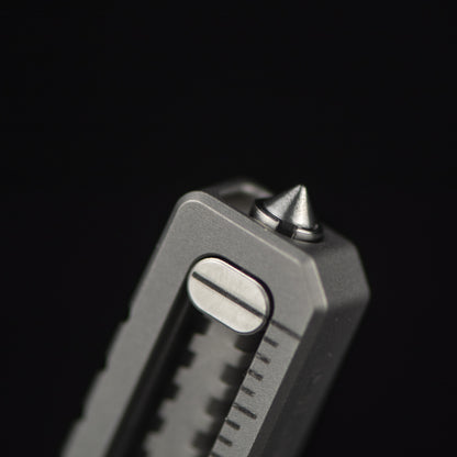 TiSpanner Refinado: una Multiherramienta Compacta de Titanio siempre al alcance