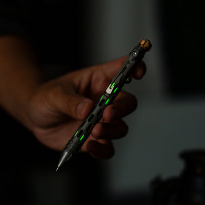 Bolígrafo táctico de cerrojo de titanio