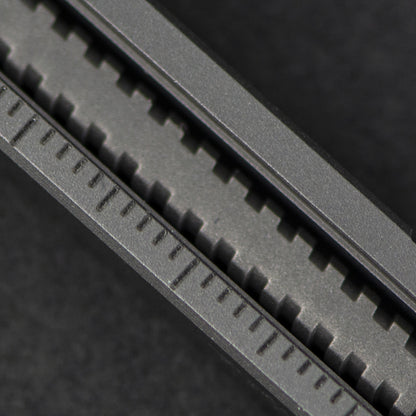 TiSpanner Refinado: una Multiherramienta Compacta de Titanio siempre al alcance