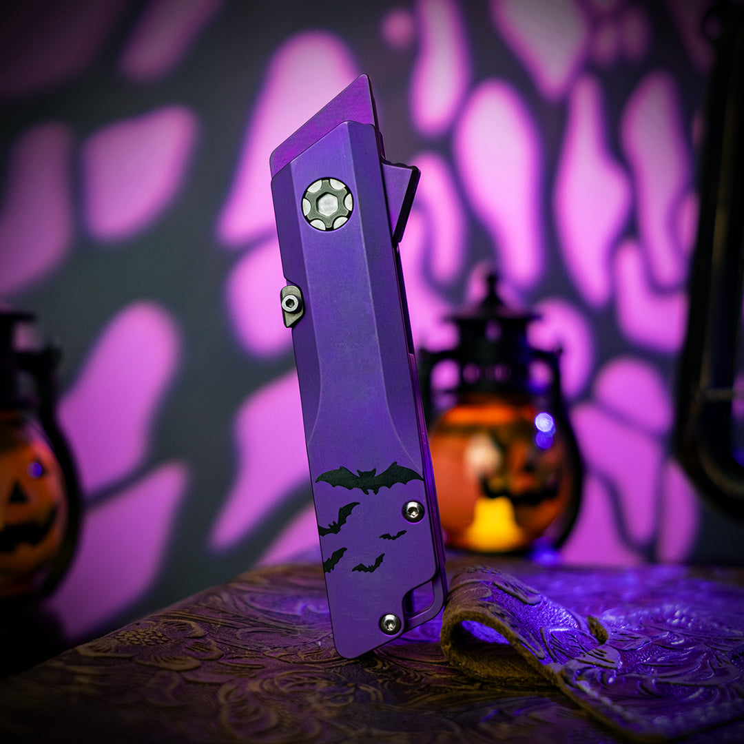 Raven 1.0 Pro: Titanium Utility Folding knife-Halloween Bats Swarm