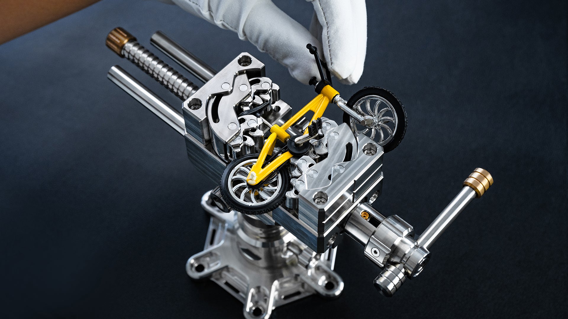 Titaner No.1/1000 : The Master Artisan's Clamping Instrument(VIP Exclusive)