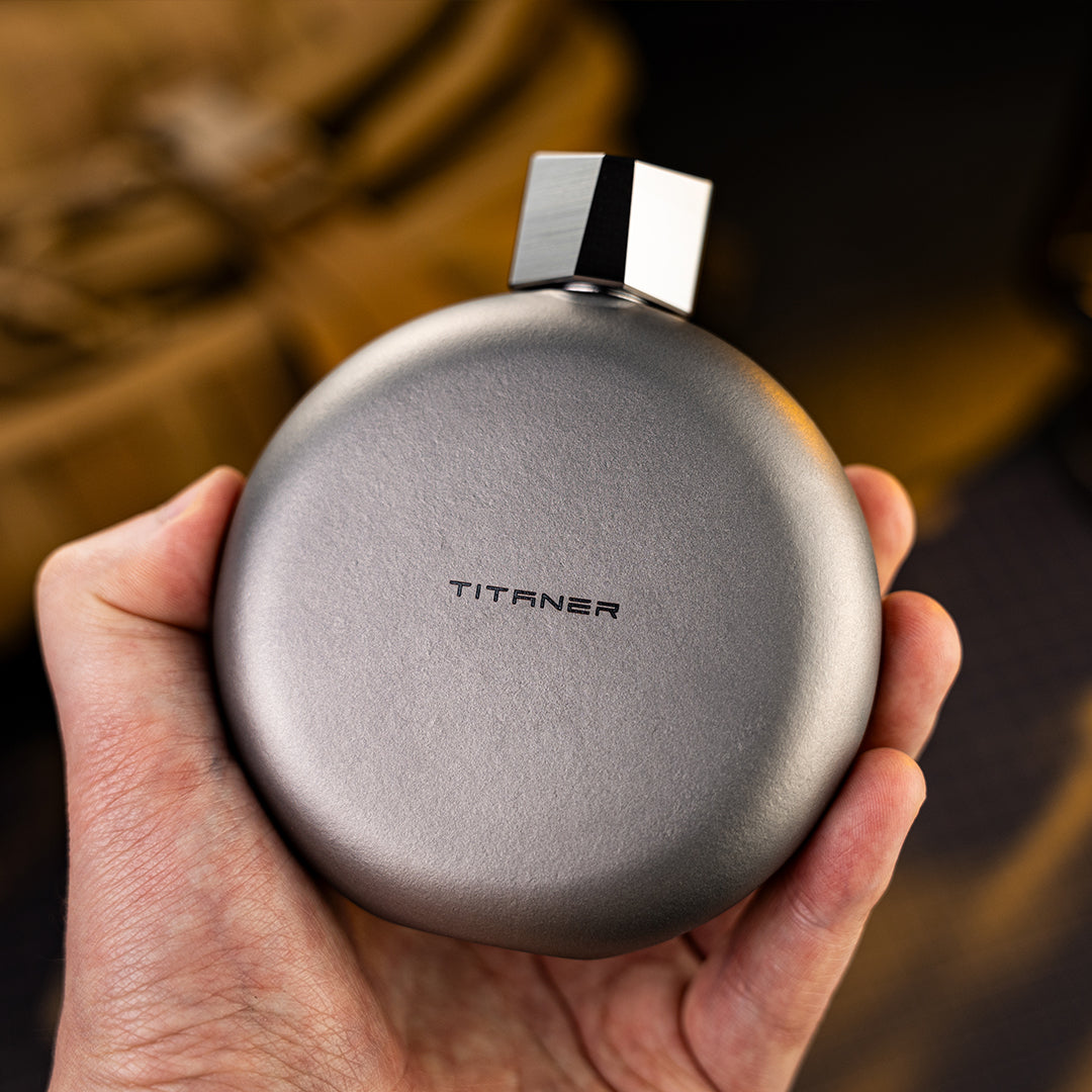 Portable Titanium Hip Flask Bottle