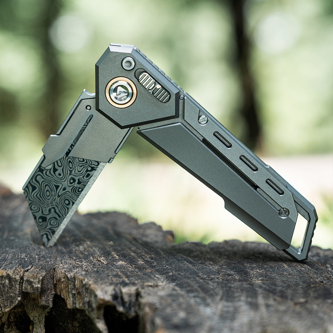 【PRE-ORDER】Titanium Ti Folding Knife