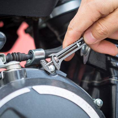 TiSpanner Refinado: una Multiherramienta Compacta de Titanio siempre al alcance