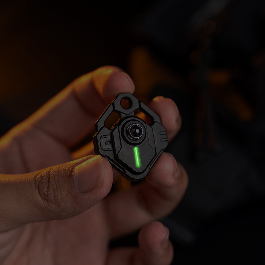 Trident: 3-Level Titanium Zipper Lock