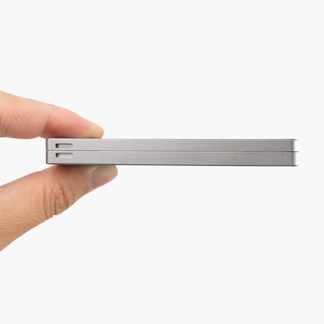 Titaner Verso: Titanium MagSafe Wallet, More Than Just Thin
