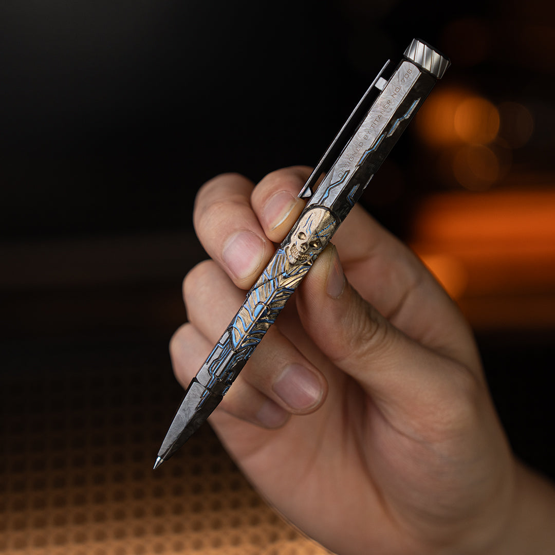 BERG Der CNC-gefräste EDC-Stift aus Titan 