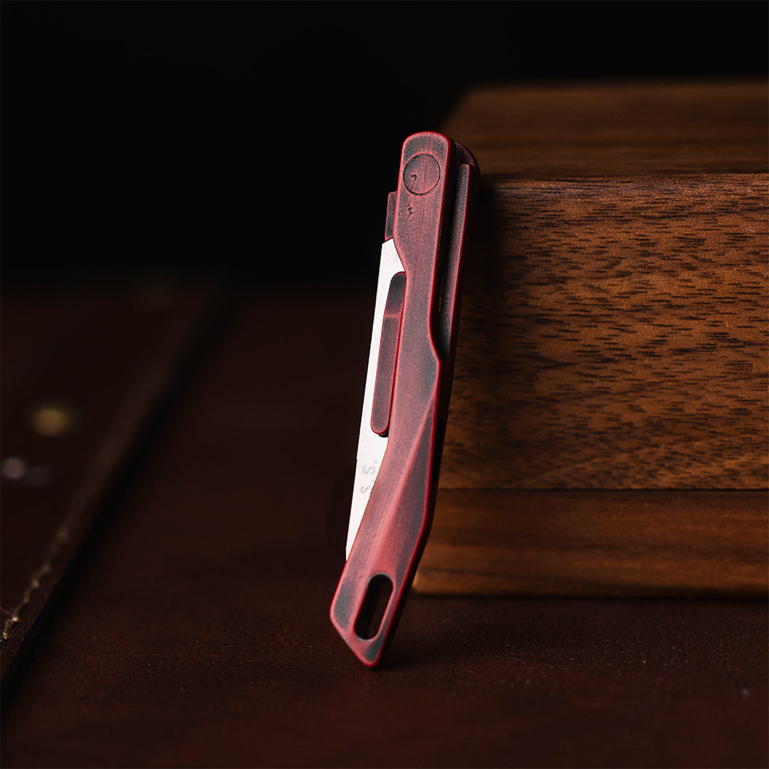 Falcon Compact: Titanium Keychain Folding Cutter – Titaner
