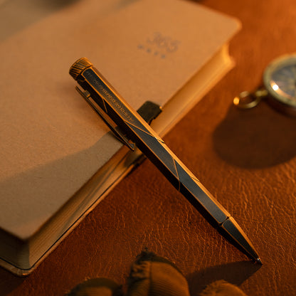 BERG Der CNC-gefräste EDC-Stift aus Titan 