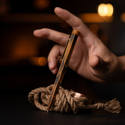 BERG Der CNC-gefräste EDC-Stift aus Titan 