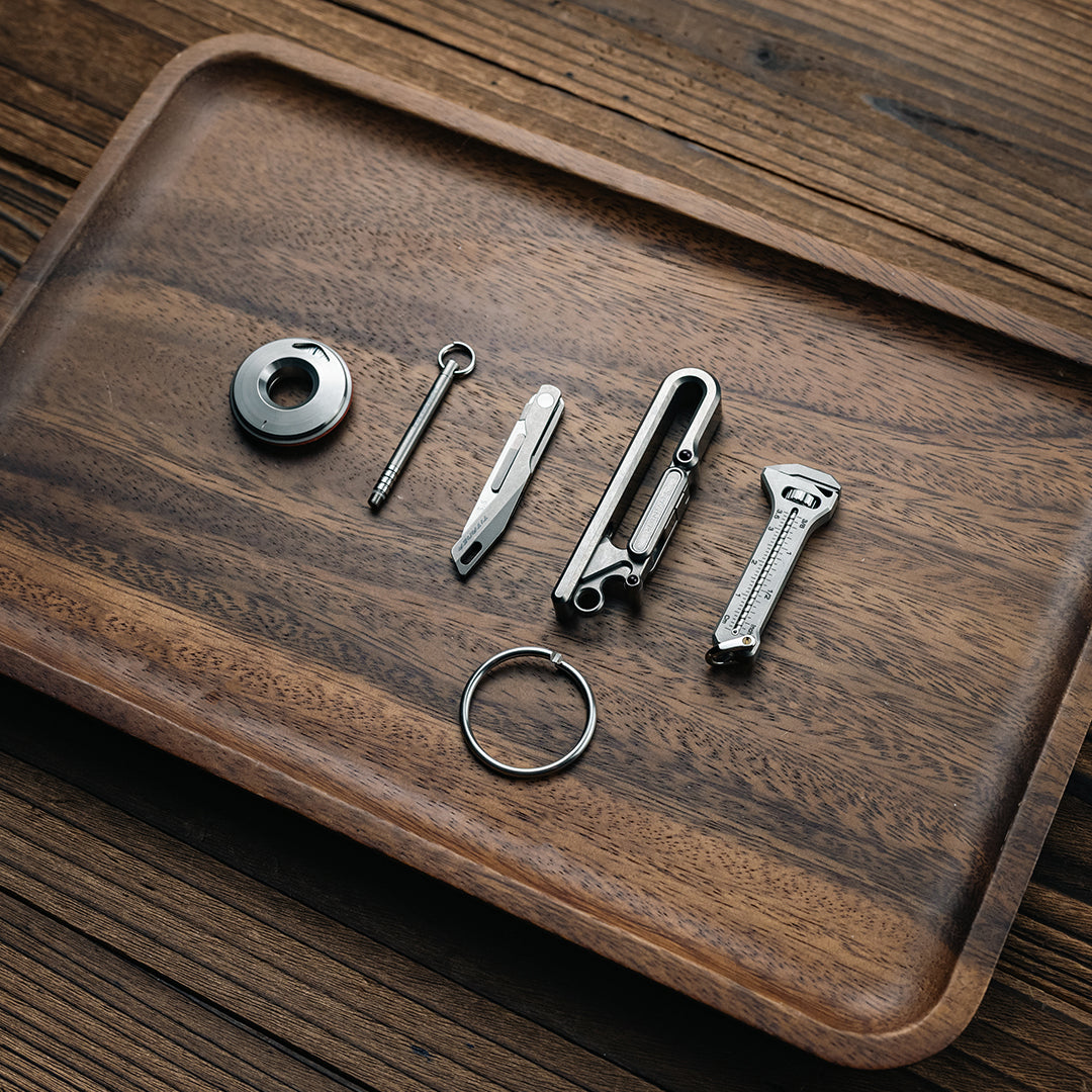TiSwif: Multi-Tool Keychain EDC Cutter